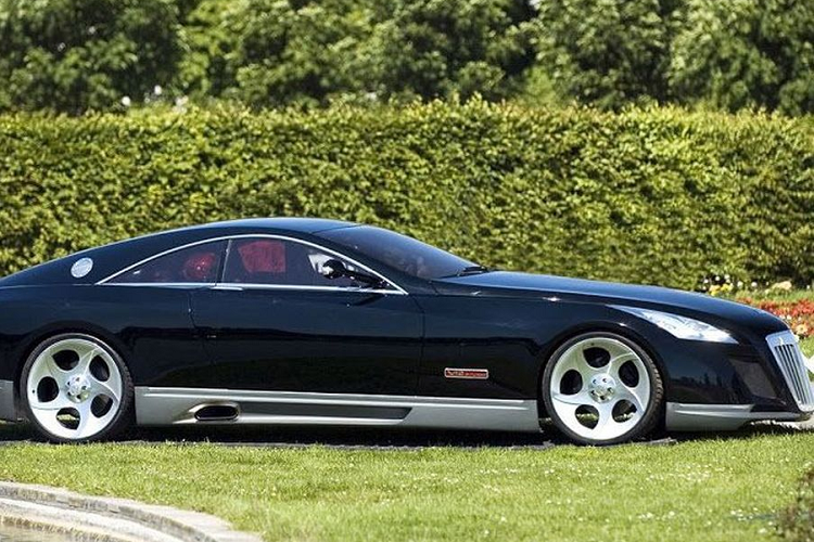 Mercedes-Benz Maybach Exelero được xem là chiếc xe hiếm nhất thế giới. Nó có giá 8 triệu USD. Siêu xe do hãng Maybach từng xuất hiện trong những MV ca nhạc "Lost One" của Jay-Z. Exelero sau đó được bán lại cho rapper Bryan "Birdman" Williams