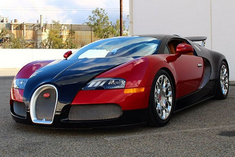 Dòng xe này sở hữu nhiều chi tiết bằng sợi carbon như cánh gió đuôi, cản va trước, bộ chia gió trước, vỏ động cơ và nắp ca-pô nên chúng có thể đạt vận tốc 341km/h