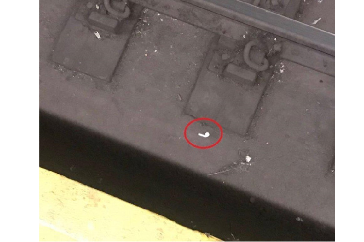 Noi kho cua nguoi dung khi roi tai nghe AirPods