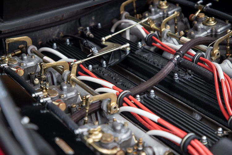 Động cơ siêu xe Lamborghini Countach LP500 S.