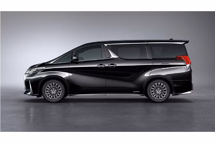 Theo dự kiến, Lexus LM mới sẽ được bán tại Trung Quốc và các thị trường châu Á khác vào cuối năm nay, xe chỉ có 02 lựa chọn màu sơn gồm đen và trắng. Giá xe Lexus LM hiện vẫn chưa được công bố, nhưng rõ ràng nó sẽ có giá cao hơn so với Toyota Alphard.