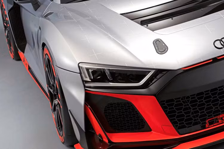 Ở thời điểm này, có thể nói chiếc Audi R8 LMS GT4 mới đã ra mắt đúng dịp khi có đến 27 giải đua khác nhau mà nó có thể tham dự.