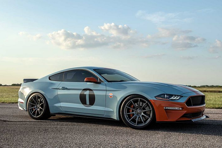 Được xây dựng dựa trên Mustang GT 2020, phiên bản Ford Mustang Gulf Heritage Edition này chỉ có 199 chiếc trên toàn thế giới, mỗi chiếc có giá bán lẻ là 139.995 USD (tương đương khoảng 3,25 tỷ đồng).