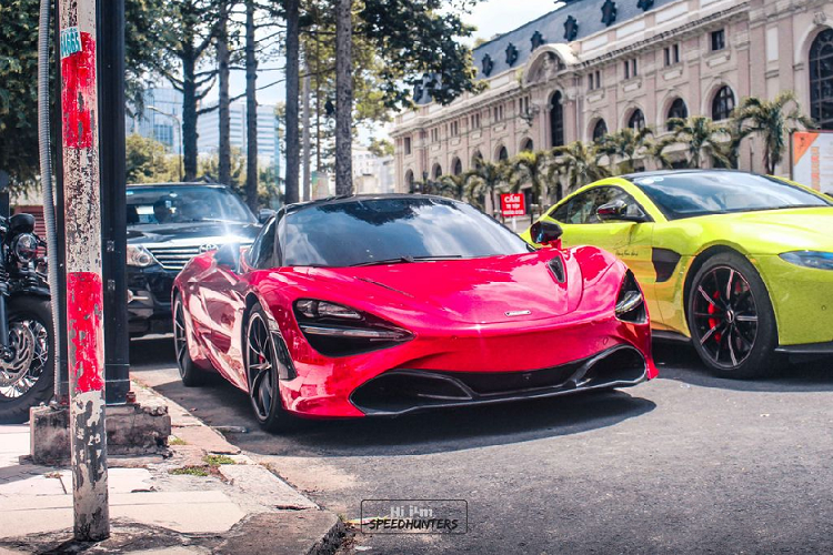 Ở trên đất Lào 3 ngày, sau đó đoàn Caravan Super Cars 2020 sẽ di chuyển sang Thái Lan và tiến vào thủ đô Bangkok. Tới ngày thứ 11, cả đoàn di chuyển về thủ đô Phnompenh của nước bạn Campuchia. Đến ngày 12 sẽ khởi hành về TP.Hồ Chí Minh để tổng kết hành trình.