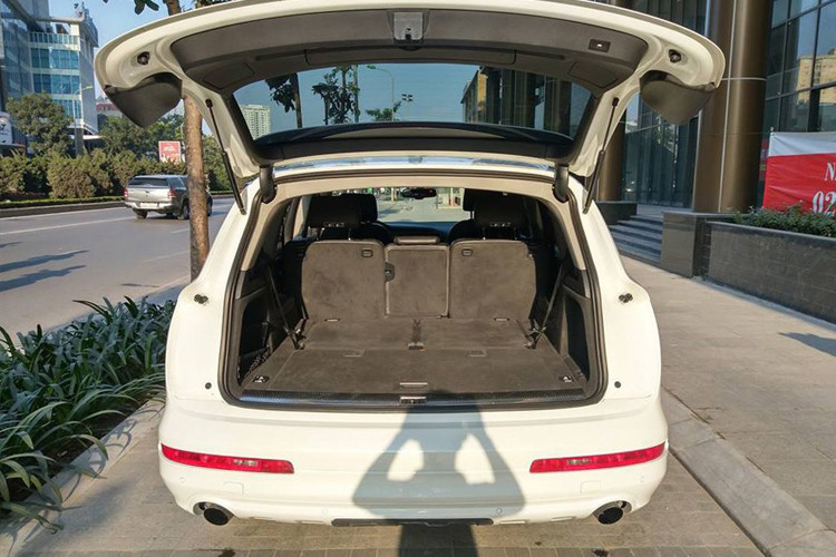 Khoang hành lý rộng thoáng.