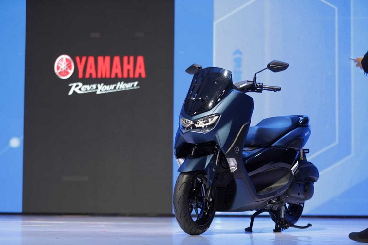 Theo đó, hãng xe Nhật Bản mới đây vừa chính thức trình làng mẫu xe ga Yamaha NMax 2020 tại đất nước Indonesia. Đây được xem như câu trả lời đanh thép của Yamaha dành cho phiên bản nâng cấp của mẫu Honda PCX ra mắt cách đây một thời gian.