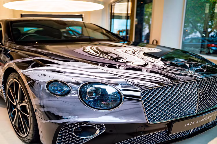 Giống như những chiếc xe sang Bentley Continental GT thông thường, sức mạnh của chiếc xe này được cung cấp bởi động cơ W12 tăng áp kép, dung tích 6.0 lít, sản sinh công suất 626 mã lực và mô-men xoắn lên tới 900Nm, cho phép chiếc xe sang trọng này có thể tăng tốc từ 0-100km/h chỉ trong vòng 3,7 giây và đạt vận tốc tối đa ở mức 333km/h.