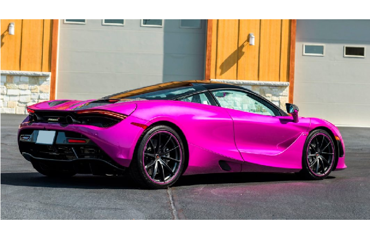 Ngoài ra, trong lần đấu giá này còn xuất hiện khoảng 8 cái tên khác như Mercedes-Benz SLS AMG, Ferrari 488 Spider, Ferrari F430 Spider, Porsche 911 R, BMW M5 First Edition, 2008 Mercedes-Benz CL65 AMG 40th Anniversary và cả một chiếc 1936 Cadillac Series 70 Fleetwood Convertible Coupe.