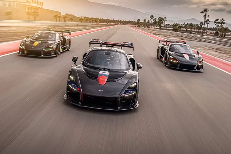 Được đặt tên là siêu xe Mclaren Senna XP, bộ ba chiếc Senna đặc biệt này là sản phẩm của Mclaren Special Operation (MSO) và Mclaren Beverly Hills.