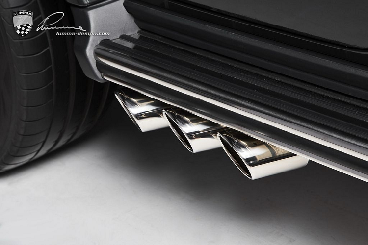 Lumma còn rất quan tâm tới hiệu năng chiếc xe khi tinh chỉnh lại bộ ECU nguyên bản.