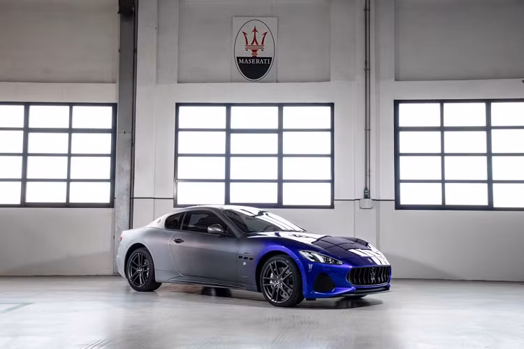 Được đặt tên là Zedá, chiếc Maserati GranTurismo đặc biệt này được tạo ra nhằm chấm dứt vòng đời của mẫu xe thể thao này, cùng với đó là thể hiện sự giao thoa của quá khứ, hiện tại và tương lai của Maserati.