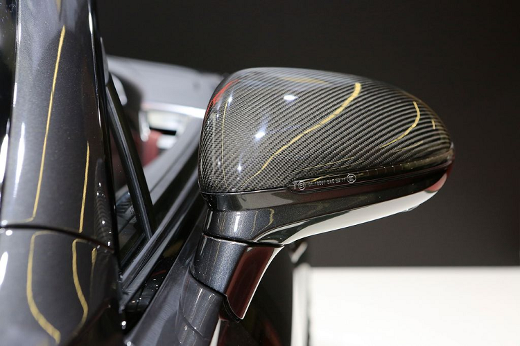 Thêm vào đó, Startech còn khuyên bạn nên sử dụng thêm 2 sản phẩm là bộ đệm giúp thêm 30 mm cho mỗi trục với giá 1.142 Euro (khoảng 30 triệu đồng) và bộ phụ kiện giúp hạ thấp gầm xe với giá 1.404 Euro (khoảng 37 triệu đồng).