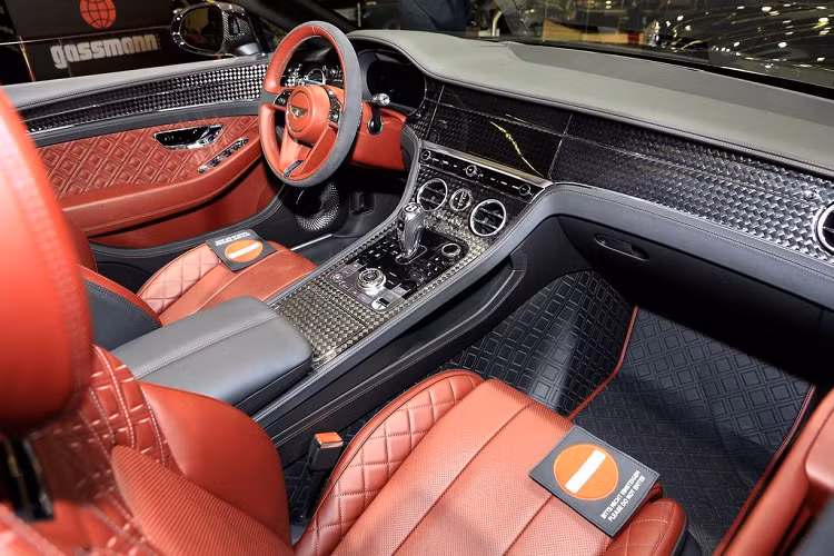 Ngoài ra, khách hàng cũng có thể chọn thêm option phủ một lớp với hoạt chất than antraxit khi thêm 655 Euro (khoảng 17 triệu đồng).