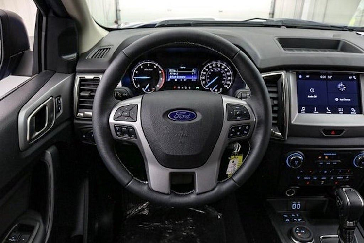 Phiên bản này hoàn toàn không có bất kỳ thay đổi hệ động lực nào so với những chiếc Ranger thường tại Mỹ khi vẫn trang bị động cơ 4 xi-lanh thẳng hàng 2.3l tăng áp EcoBoost kết hợp với hộp số tự động 10 cấp.