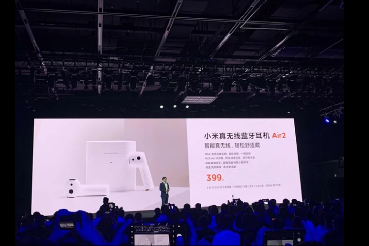 Tai nghe khong day Xiaomi Air 2 van nhai thiet ke Airpods