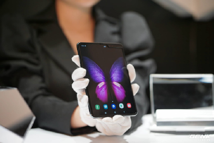 Galaxy Fold ra mat tai Viet Nam, gia 50 trieu dong-Hinh-2