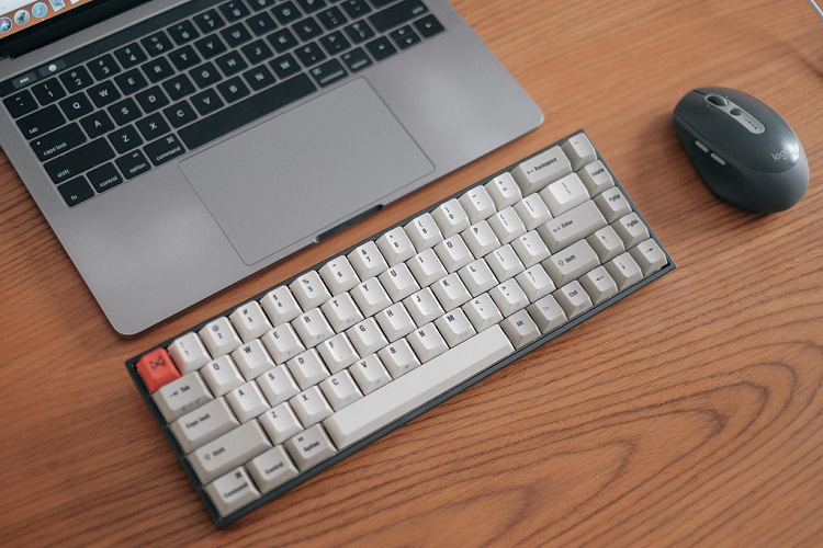 Người Việt dùng đồ Apple bị đối xử bất công hơn Singapore Nguoi Viet dung do Apple bi doi xu bat cong hon Singapore