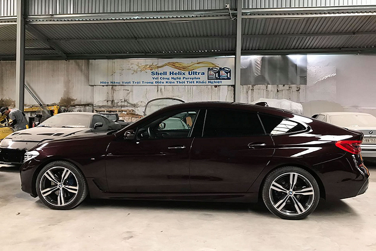 Ra đời từ năm 2017, BMW 6-Series Gran Turismo 2018 (G32) có nhiệm vụ thay thế cho mẫu 5-Series GT đã bị hãng xe Đức khai tử vì doanh số khiêm tốn.