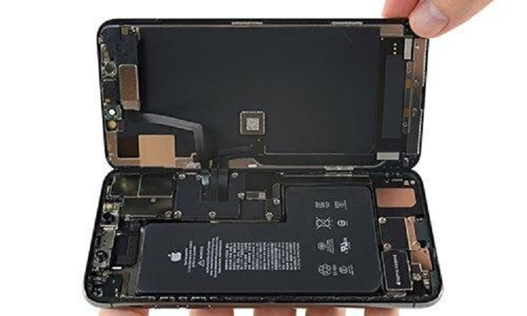 iPhone 12 se co dung luong pin cao nhat tu truoc den nay