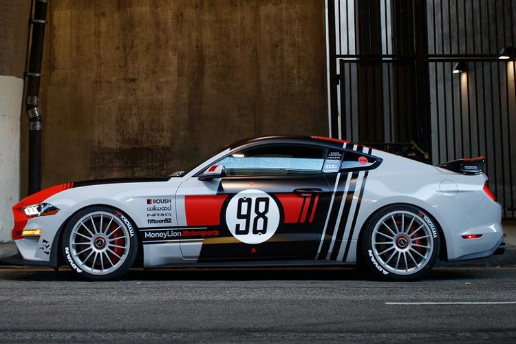 Lấy nguyên bản là mẫu xe cơ bắp Ford Mustang GT, chiếc xe cơ bắp đã trải qua một loạt các nâng cấp từ Galpin Auto Sports.