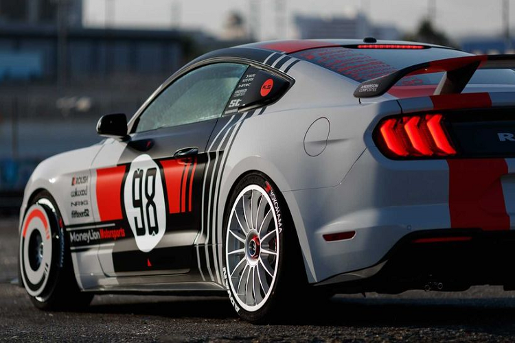 Ngoài ra, chiếc xe thể thao còn sở hữu bộ bánh xe tuyệt đẹp vô cùng nổi bật. Chiếc xe này dự tính sẽ có mặt ở triển lãm SEMA 2019 tới.