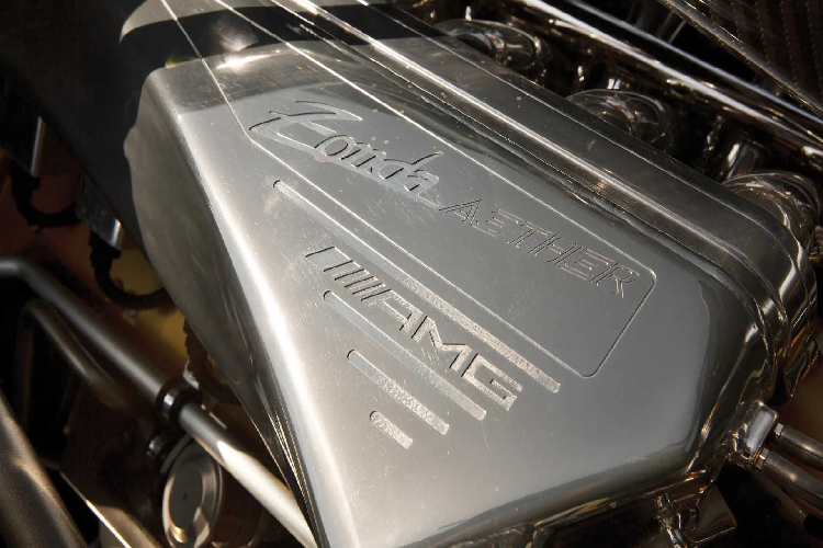 Đây là con số nằm ngoài dự đoán khi mà trước đó, trong một cuộc đấu giá công khai hiếm hoi (lần gần đây nhất cách đây 7 năm) một chiếc Zonda Riviera "chỉ" bán được với giá 5,5 triệu USD (hơn 127 tỷ đồng).