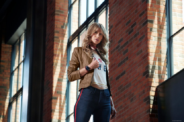 Có nghĩa là bạn sẽ có tính năng theo dõi sức khỏe 24/7, bao gồm theo dõi mạch đập và giấc ngủ, theo dõi chu kỳ kinh nguyệt, theo dõi quá trình hô hấp và hydrat hóa, và hơn thế nữa.