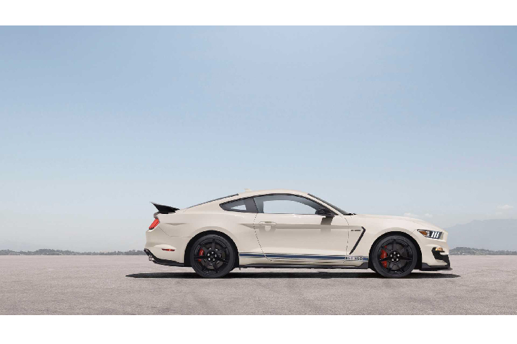 Có thể nói, Shelby American chính là hãng độ “ruột” của thương hiệu Ford, khi họ đã bắt tay vào nâng cấp hiệu suất cho dòng xe thể thao Mustang từ năm 1965 cho đến ngày nay.