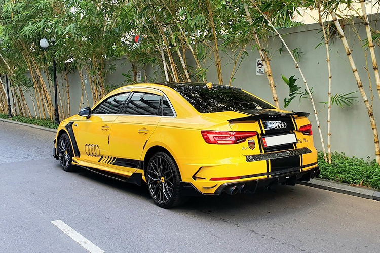 Từ những dòng xe như Audi A4 tới những model mang phong cách thể thao hơn như A5 Sportback hay TT, rất nhiều chiếc Audi tại Việt Nam đã được chủ nhân của chúng độ lại theo nhiều phong cách và cấp độ khác nhau, khiến chúng phản ánh được cá tính của người chơi và trở nên "không đụng hàng".