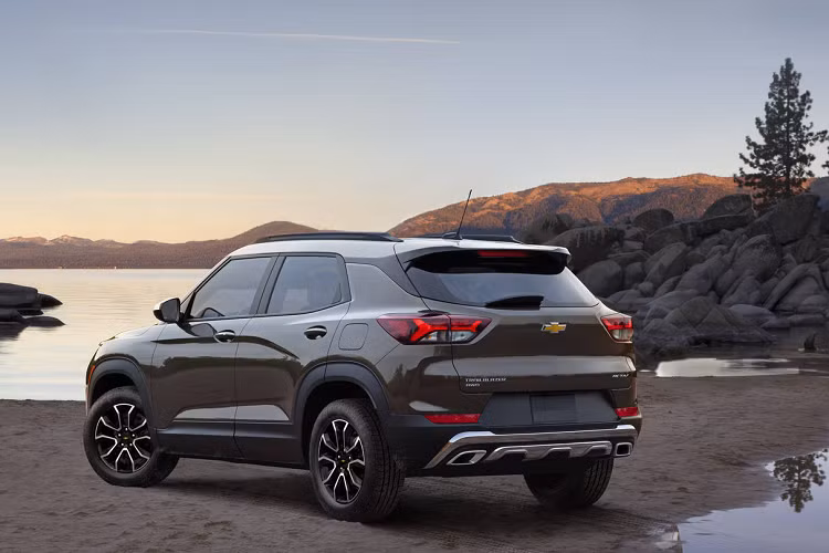 Mẫu xe có xuất xứ Trung Quốc này sẽ được bán ra tại Mỹ vào mùa xuân 2020, giá xe Chevrolet TrailBlazer 2020 khởi điểm chỉ 20.000 USD (khoảng 464 triệu đồng), tương đương các dòng xe gia đình cỡ nhỏ.