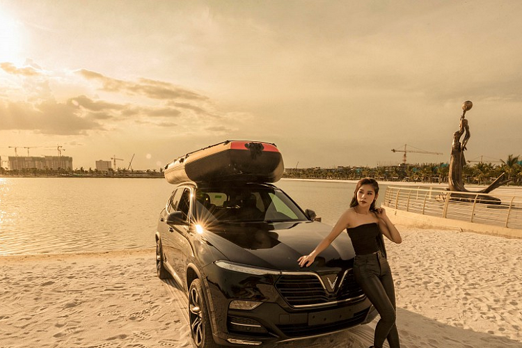 Động cơ trang bị cho Lux SA 2.0 là loại động cơ I4, DOHC, tăng áp dung tích 2.0L kết hợp với hộp số tự động 8 cấp, giúp sản sinh công suất tối đa 228 mã lực tại 5.000-6.000 vòng/phút và mô-men xoắn cực đại đạt 350 Nm tại 1.750-4.500 vòng/phút.