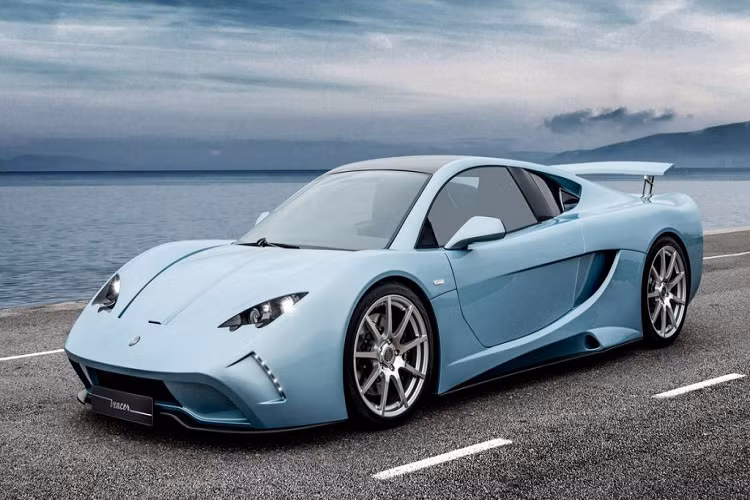 Vào năm 2012, hãng xe quy mô nhỏ Vencer Sarthe đến từ Hà Lan đã lần đầu tiên công bố hình ảnh và thông tin của siêu xe Sarthe rồi trưng bày mô hình concept tại triển lãm xe Top Marques Monaco. Xe trang bị khối động cơ 8 xy lanh siêu nạp, dung tích 6.3L, sản sinh công suất tối đa 622 mã lực tại 6.500 vòng/phút và mô-men xoắn cực đại 838 Nm tại 4.000 vòng/phút.