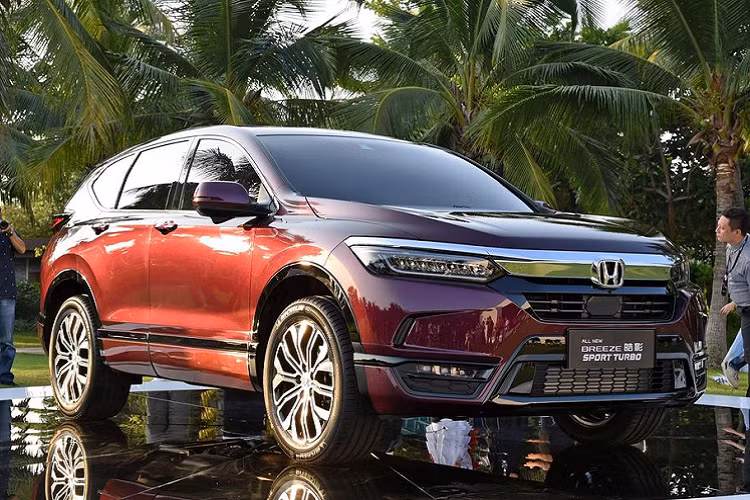 Ngoài ra, mẫu xe này cũng sẽ có thêm phiên bản Black Edition mới với trang bị mâm xe 19 inch. Tại Trung Quốc, giá xe Honda Breeze 2020 từ 180.000 Nhân dân tệ (khoảng 610 triệu đồng).