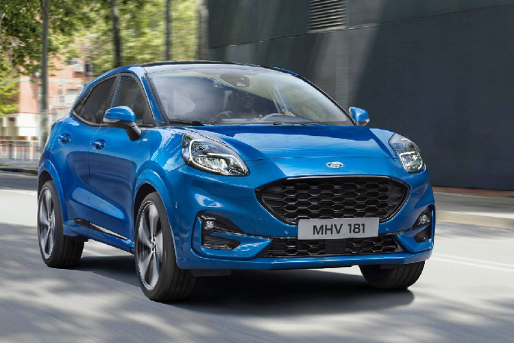 Dù có kích thước tương đương với EcoSport nhưng mẫu xe giá rẻ Ford Puma 2020 lại sở hữu thiết kế khác hoàn toàn. Cùng với việc trang bị "hàng tấn" công nghệ nên giá bán của mẫu xe này cũng cao hơn "người anh em" EcoSport.