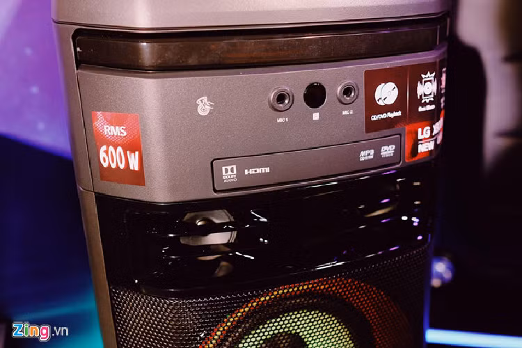 Tương tự OL45, model OL55D cũng có ổ đĩa DVD 