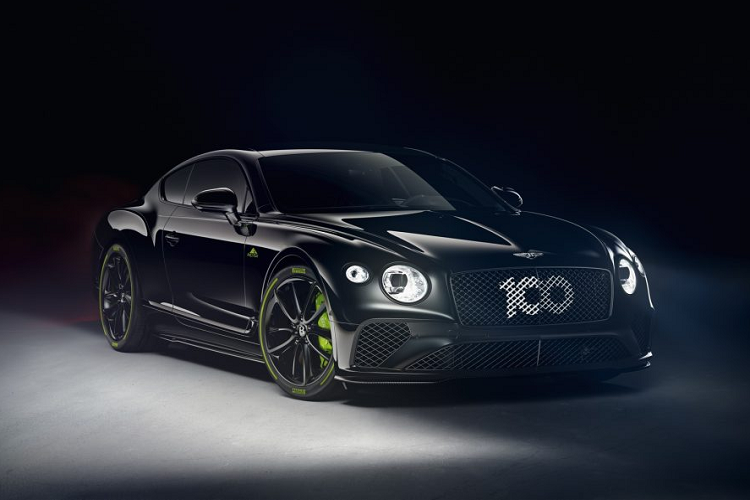 Bentlet Continental GT Pikes Peak hiện đã có thể được đặt hàng thông qua các đại lý của hãng. Xe sẽ chỉ được sản xuất giới hạn 15 chiếc với giá bán không được công bố.