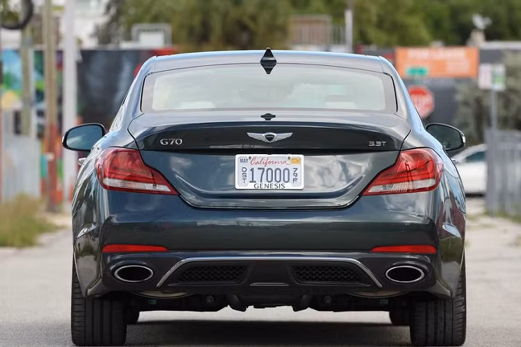 Đây chắc chắn là một đường hướng tối ưu để đưa tới khách hàng gần hơn với một thương hiệu xe sang vốn vẫn khá kém tiếng như Genesis.