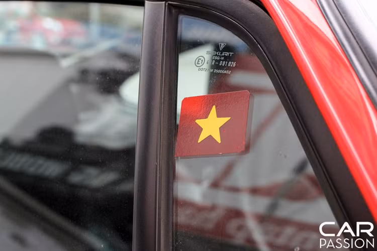 Với phiên bản số sàn, chiếc xe có khả năng tăng tốc từ 0-100 km/h trong 5,5 giây và tốc độ tối đa lên tới 261 km/h. Còn ở phiên bản số tự động, chiếc xe có thể đạt 100 km/h trong vòng 6,2 giây và tốc độ tối đa lên tới 256 km/h.