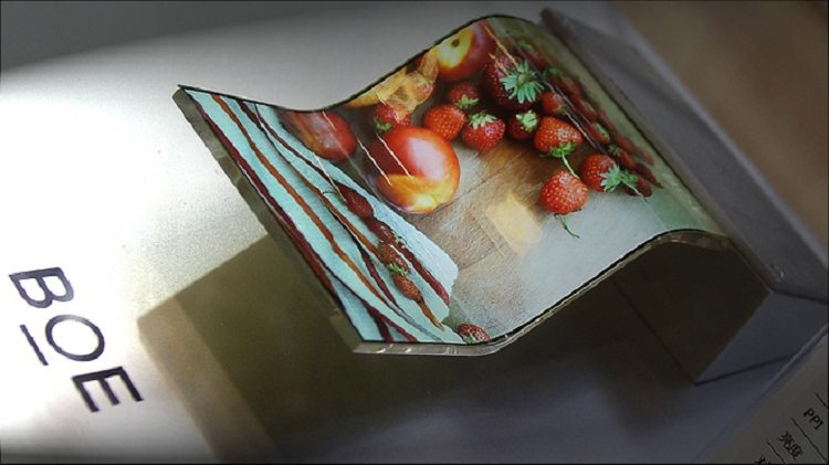 iPhone 2020 co the dung man hinh Trung Quoc