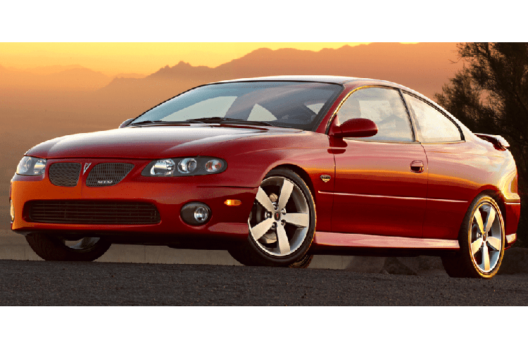 Pontiac GTO của những năm giữa 2000 là một chiếc xe đáng giá, hoàn thiện với một động cơ LS3 và hệ dẫn động bánh sau. Tuy nhiên giống nhiều cái tên khác trên danh sách này, nó lại gặp vấn đề trên phương diện hình thức. Thiết kế xe ôtô xấu xí và buồn tẻ của nó thực sự không xứng với sự cơ bắp nằm phía dưới.