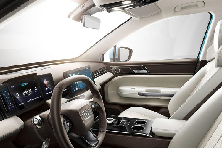 Aiways sẽ bắt đầu mở bán U5 tại châu Âu vào tháng 4/2020. Nếu mọi thứ diễn ra theo đúng kế hoạch, hãng xe có trụ sở tại Thượng Hải sẽ trở thành nhà sản xuất ôtô Trung Quốc đầu tiên phân phối xe điện tại châu Âu.