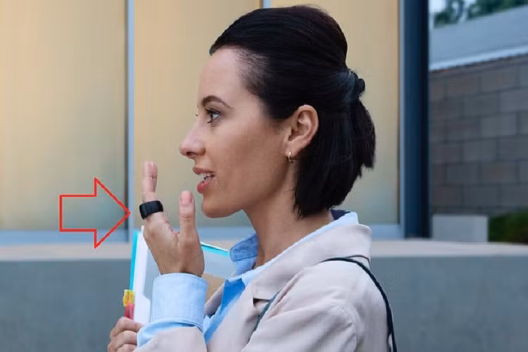 Apple se sang che nhan thong minh, co the dieu khien iPhone-Hinh-2