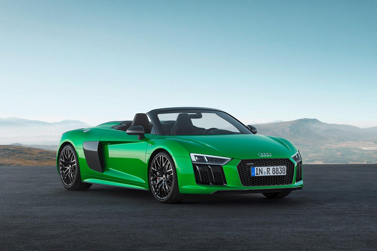 Nói đến giá cả và tính “phải chăng” dành cho một chiếc mui trần tốc độ cao, Audi R8 Spyder V10 Plus xứng đáng nằm trong danh sách này. Nó có tốc độ tối đa 328 km/h, và có giá bán chỉ 208.100 USD mà thôi. Không những thế, một người thông minh có thể tìm mua một chiếc xe cũ ở đâu đó với giá một nửa.