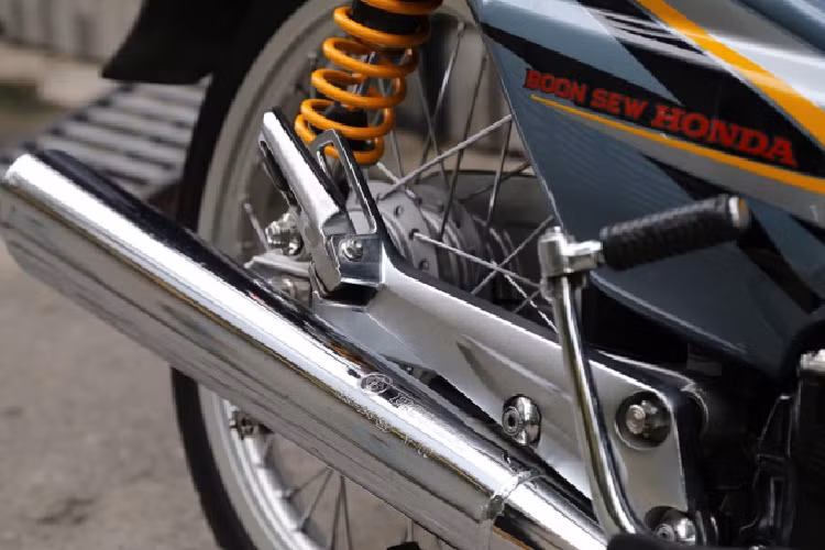 Dây dầu Hel xám được bấm các đầu dây CNC đồ chơi khá nổi bật.