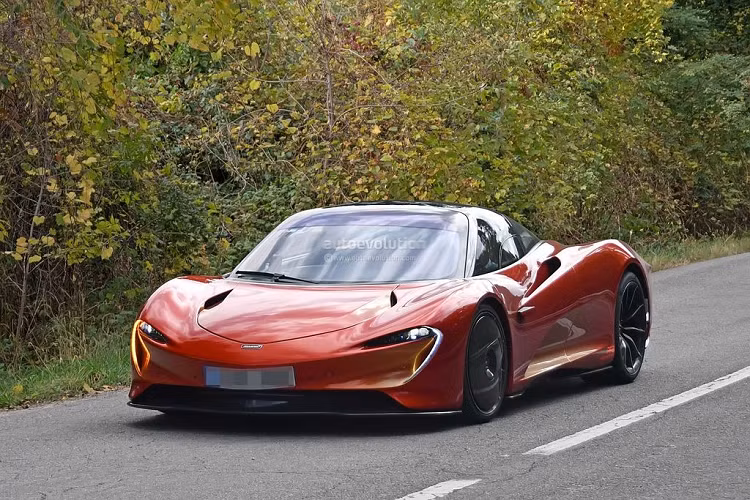 “Chiếc siêu xe McLaren V6 Hybrid đầu tiên sẽ lăn bánh trên đường vào cuối năm 2020,” trích lời The Detroit Free Press khi nói về nền tảng hoàn toàn mới này. “McLaren kỳ vọng biến hybrid thành dòng sản phẩm chủ lực.” Trong khi chưa để lộ nhiều thông tin, cỗ máy chạy điện này dự kiến sẽ ra mắt thế giới vào Tháng 3/2020 trong khuôn khổ Geneva Motor Show và kế hoạch hoàn thiện vào mùa hè.