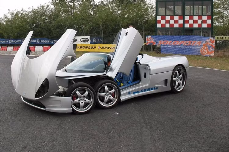 Siêu xe Convini 6SW trang bị động cơ V8 4.2L, sản sinh công suất hơn 500 mã lực. Động cơ V8 đặt giữa này kết hợp với hộp số sàn 6 cấp hoặc hộp số bán tự động dùng lẫy chuyển số 6 cấp, tương tự hộp số trên các mẫu siêu xe Lamborghini và Ferrari những năm 2000.