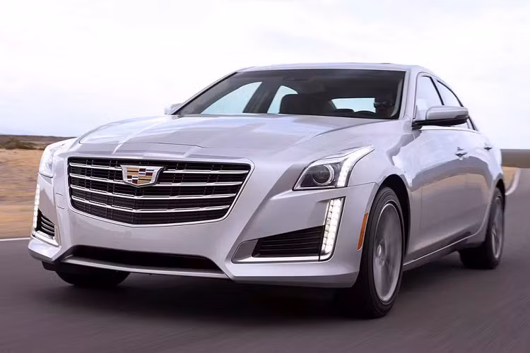 Hiện chưa rõ mức giá xe Cadillac CTS 2019 được đưa về Việt Nam, được biết tại thị trường Mỹ phiên bản CTS V-Sport/ V-Sport Premium Luxury có giá bán khởi điểm từ 62.690 - 72.790 USD (khoảng 1,45 - 1,69 tỷ đồng) tùy vào phiên bản.