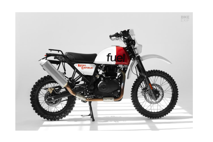 Vào thời điểm này mọi năm, Fuel Bespoke Motorcycles thường chuẩn bị bắt đầu chuyến thám hiểm thường niên Scram Africa. Đây là một hành trình kéo dài 4.000km diễn ra ở Bắc Phi, dành riêng cho các mẫu xe kinh điển và kinh điển tân thời. Đó cùng là thời cơ tuyệt vời để thử nghiệm một chiếc xe độ mới như Royal Enfield Himalayan giá rẻ.