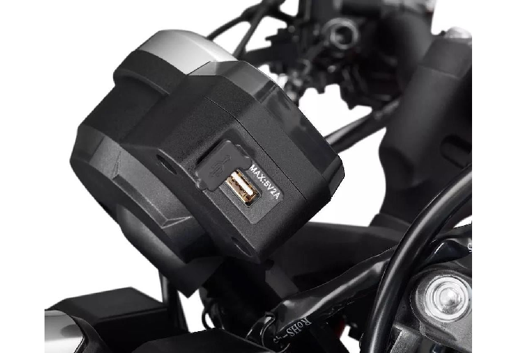 Dựa trên nền tảng của CB190R, CBF190TR tiếp tục sử dụng động cơ xi-lanh đơn SOHC, làm mát bằng gió, dung tích 184,4 cc với hệ thống phun nhiên liệu điện tự PGM-FI.