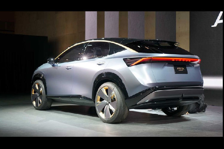 Mọi tính năng điều khiển của xe đều được tích hợp vào các màn hình cảm ứng hiện đại. Bên cạnh đó, xe điện Nissan Ariya Concept sở hữu rất nhiều công nghệ tiên tiến, nổi bật là hệ thống tự lái ProPilot 2.0 của Nissan.